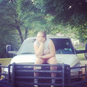 Meet your Posher, Katie grace